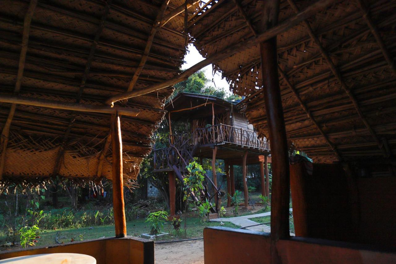 Sigiriya Rock Gate Tree House Hotel Buitenkant foto