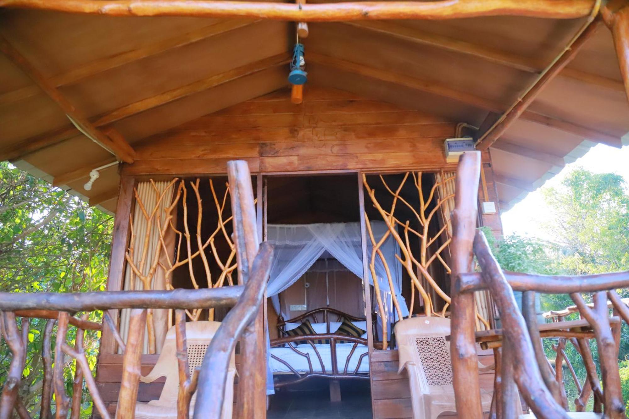 Sigiriya Rock Gate Tree House Hotel Buitenkant foto
